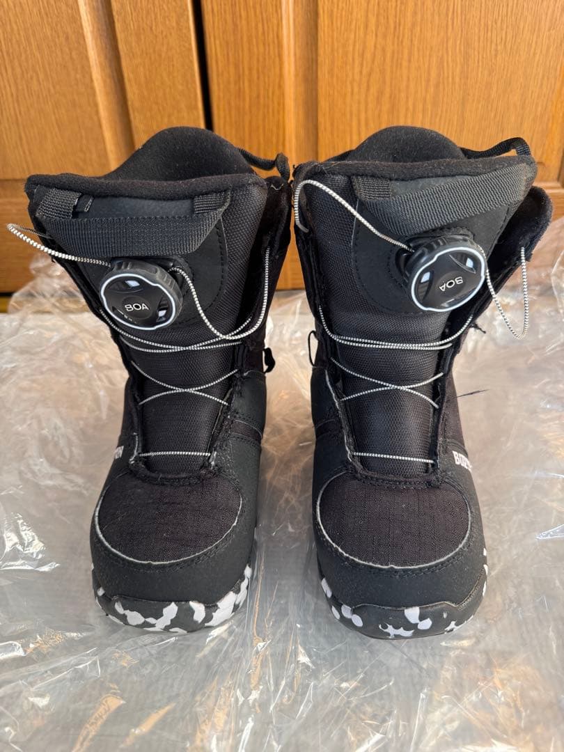 バートン　BOAシステム ブラック スノーボードブーツ　キッズ