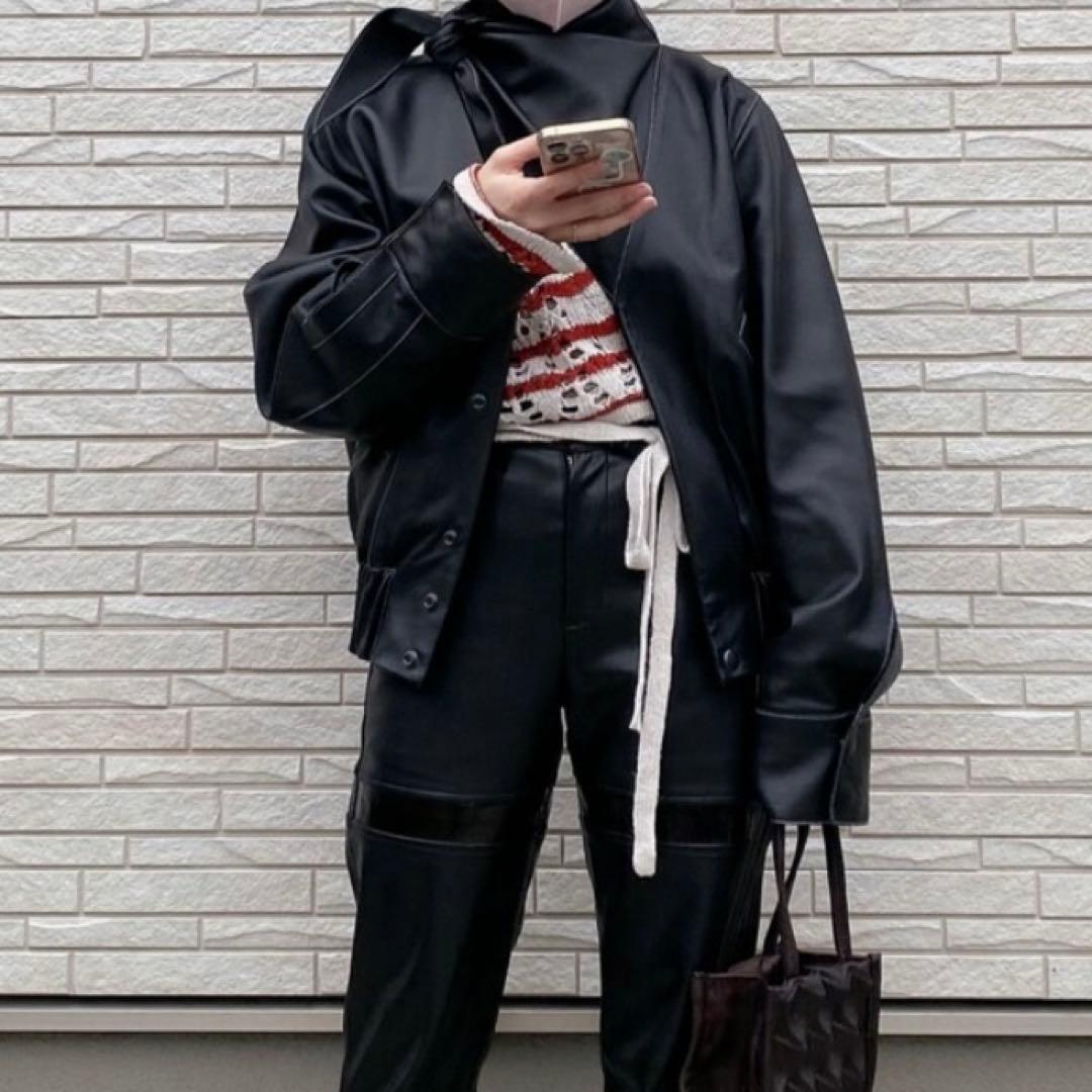 vejas レザー　スカーフ付き　ジャケット