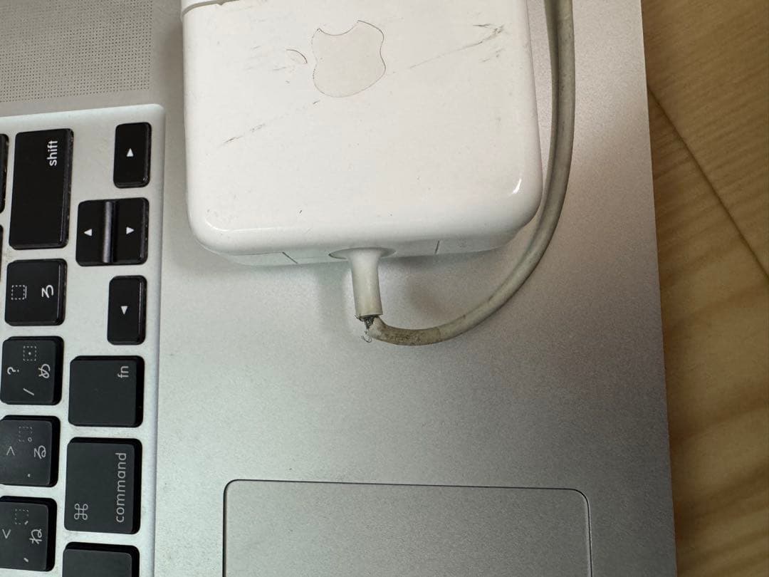 MacBook Pro 15インチ　i7 16GB 256GB