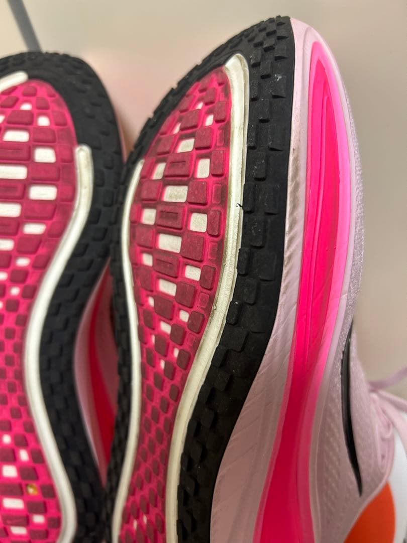 NIKEボメロプラス27.5cm