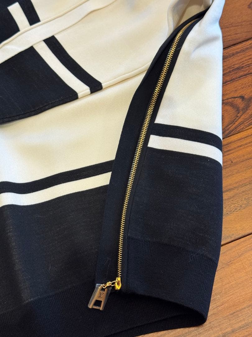 ルイヴィトン ニット S