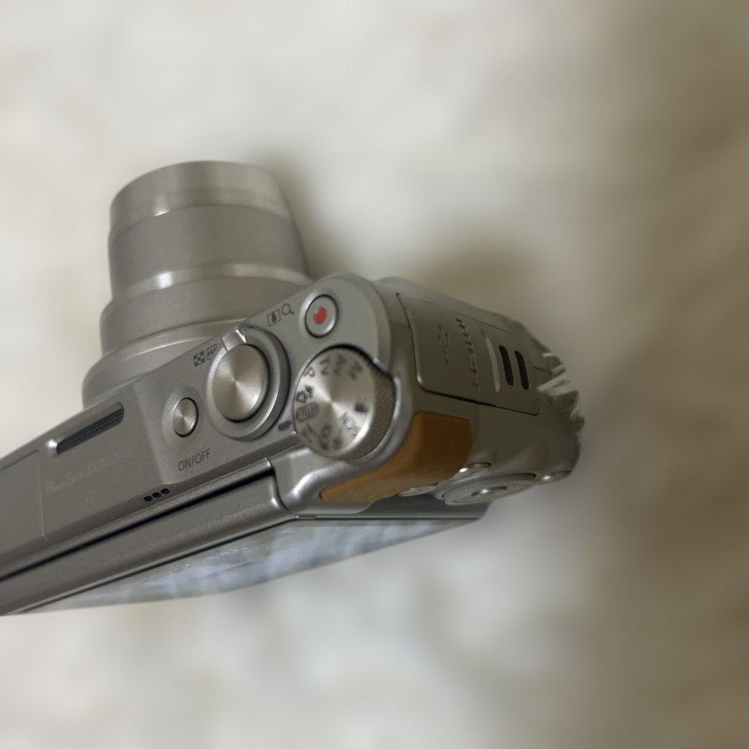 【極美品】Canon PowerShot SX740 HS シルバー　デジカメ