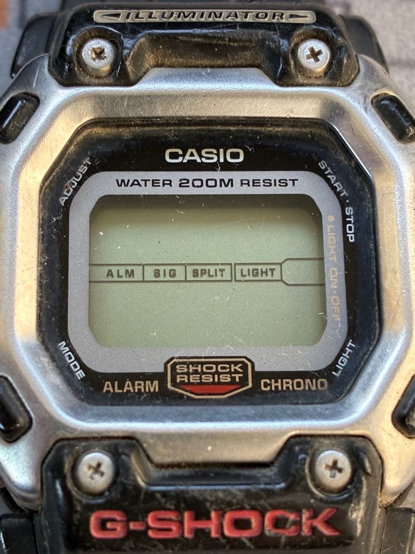 G-SHOCK ガンダム　DW8300 カシオ　　ジャンク扱い