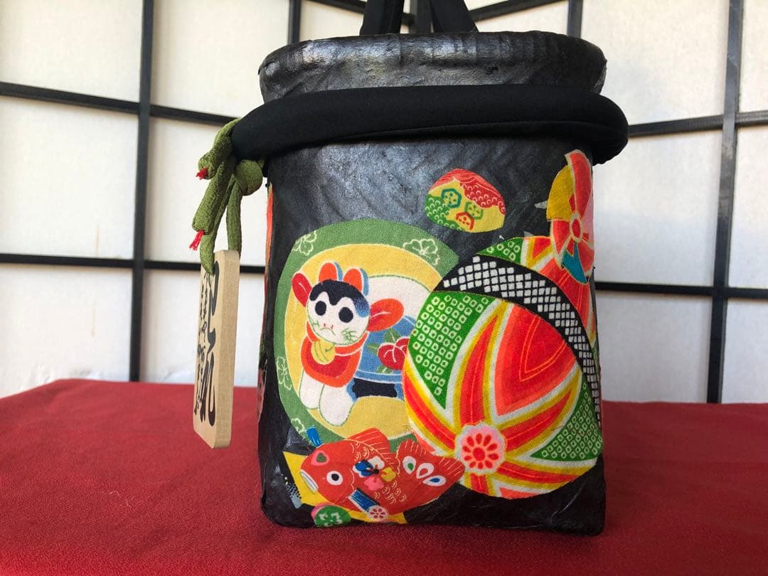 一閑張り　一閑張りバック　 犬張子 狛犬　古布沢山　可愛い　 少し大きめ