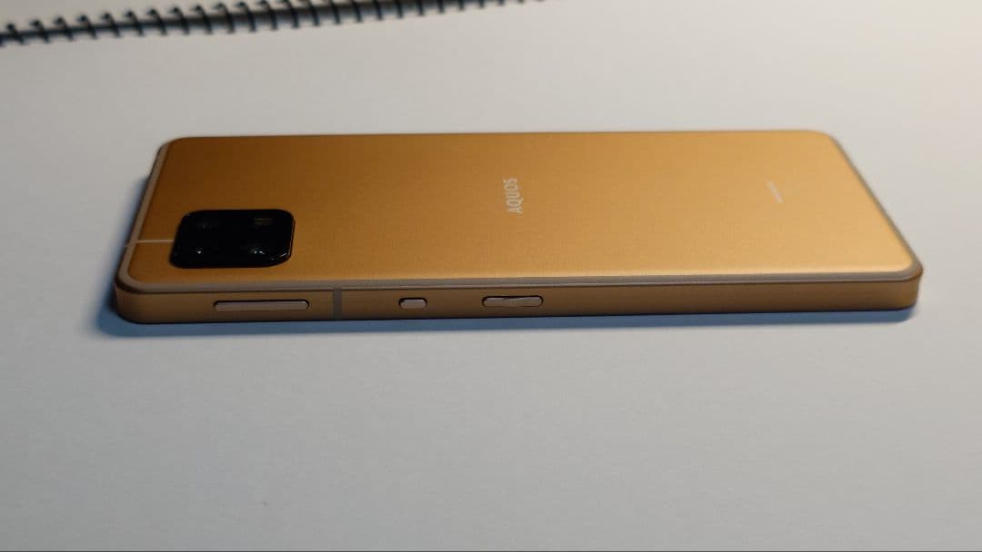 美品 au版 AQUOS sense6s