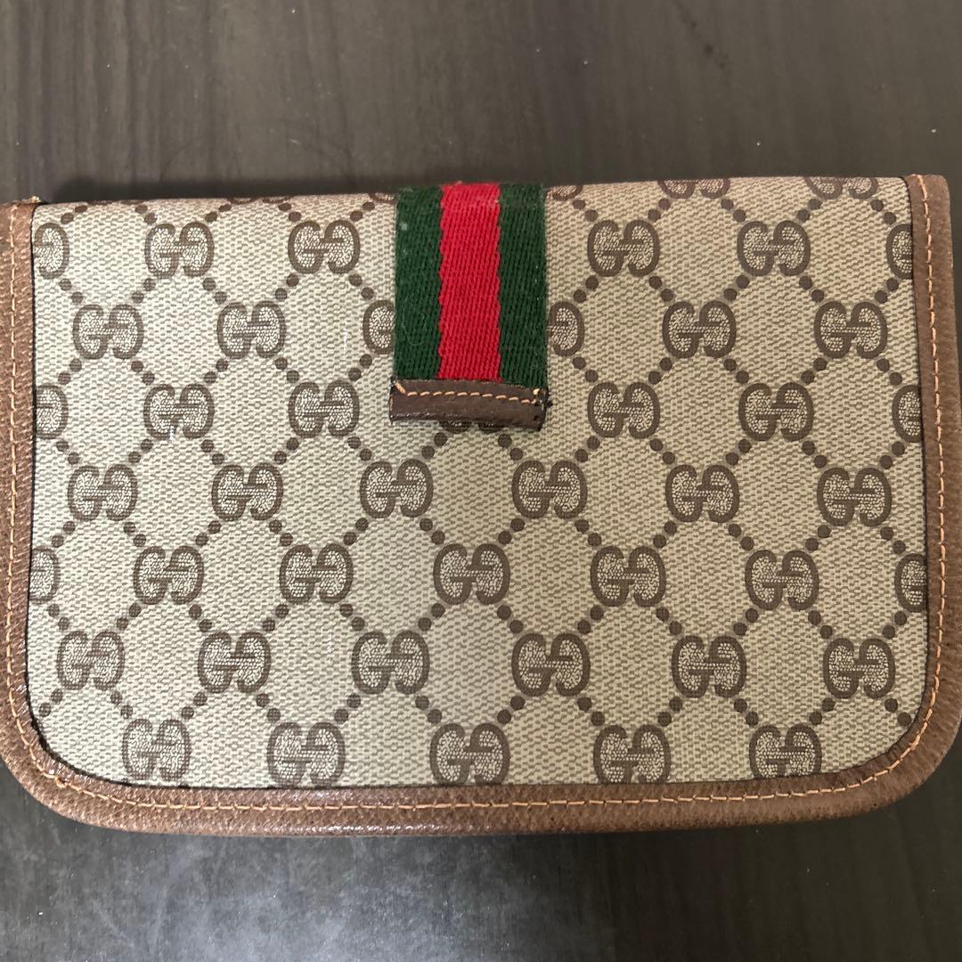Gucci GGパターン フラップポーチ