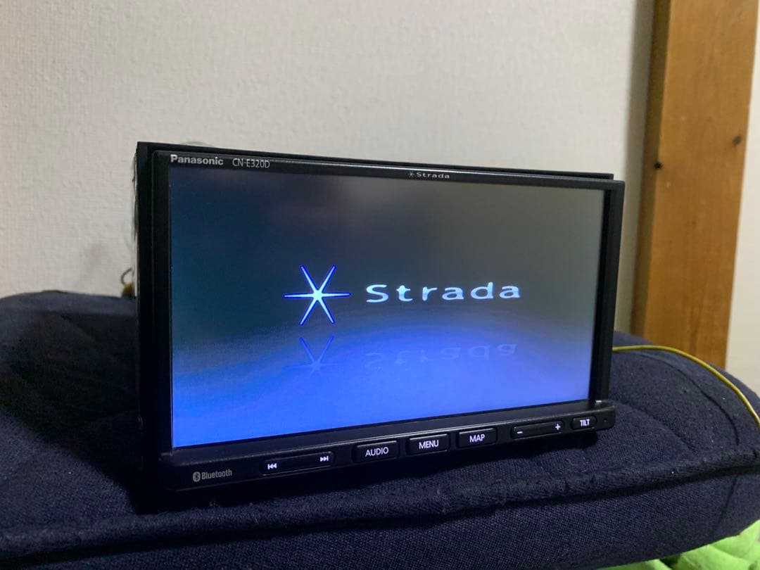 カーナビ Panasonic CN-E320D