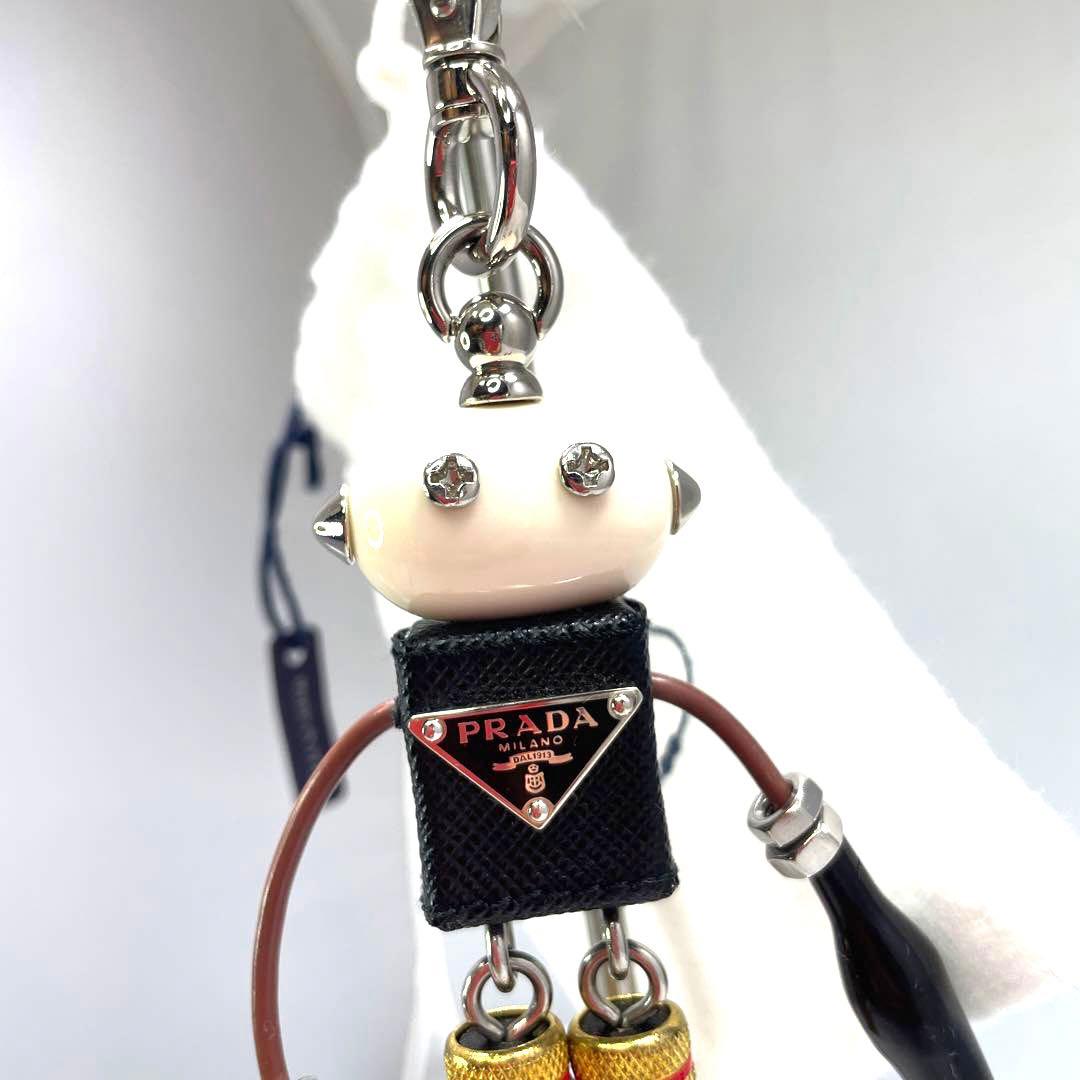 プラダ　ロボットキーホルダー　PRADA