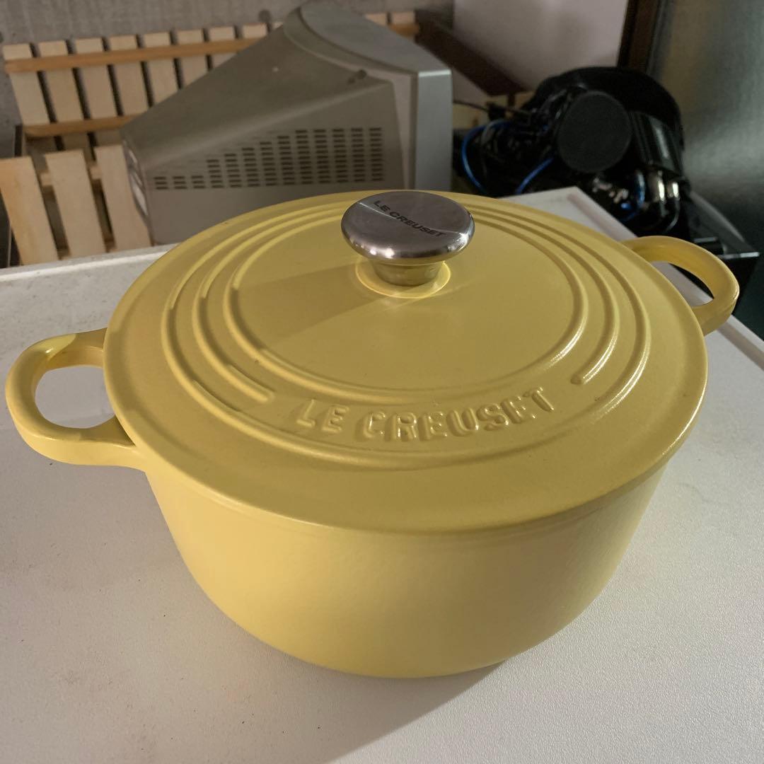 【美品】ルクルーゼ ココットロンド 鍋22 ミモザ