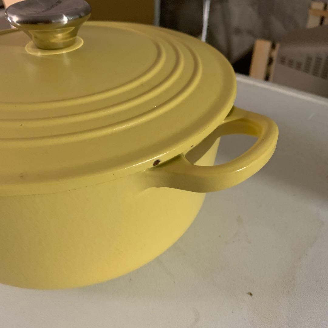 【美品】ルクルーゼ ココットロンド 鍋22 ミモザ