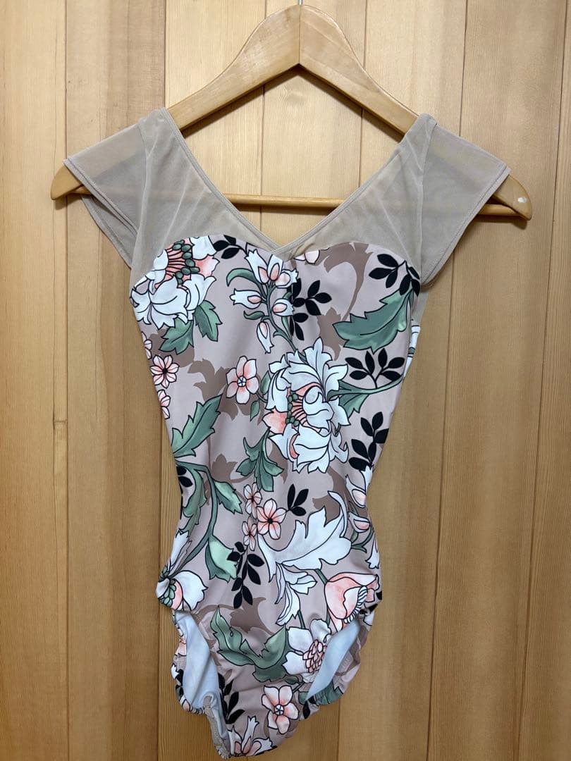 stinaスティナ Pサイズ美品