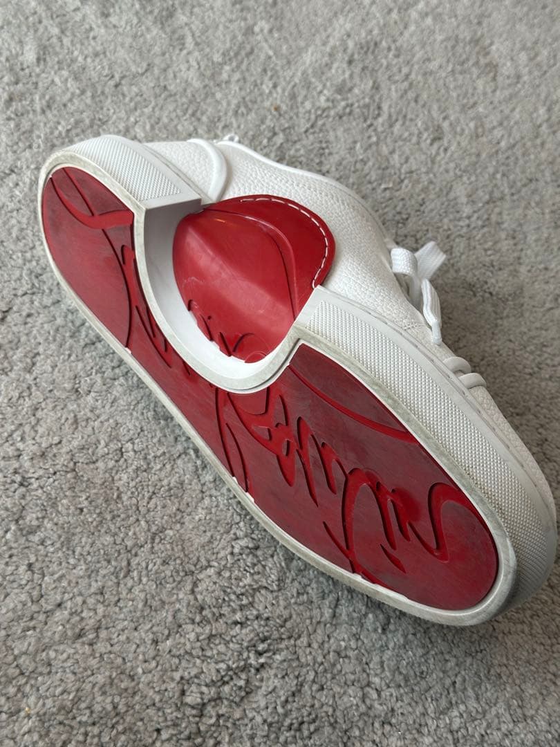 クリスチャン・ルブタン ホワイトスニーカー