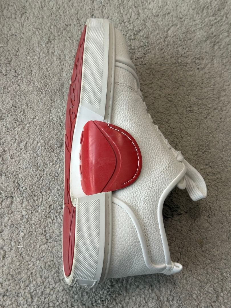 クリスチャン・ルブタン ホワイトスニーカー