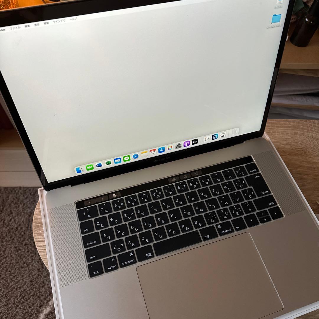 極美品　MacBookPro 2019 値下交渉可