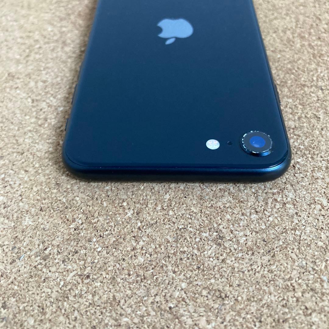 4031 電池新品☆比較的美品☆iPhoneSE3 128GB SIMフリー☆