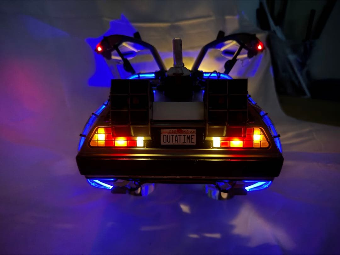 【超美品】Deagostini 1/8 デロリアン 完成品