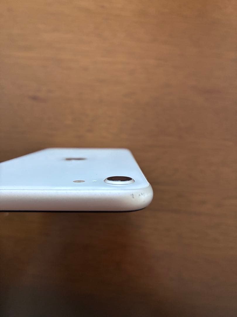 iPhone SE(第3世代)本体 64GB