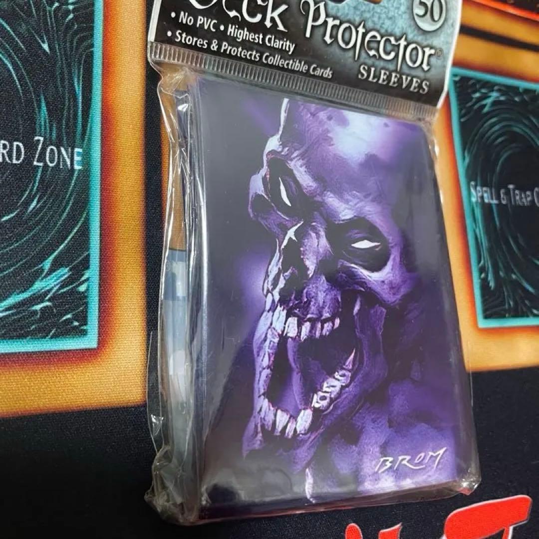 新品未開封 Ultra PRO brom スリーブ