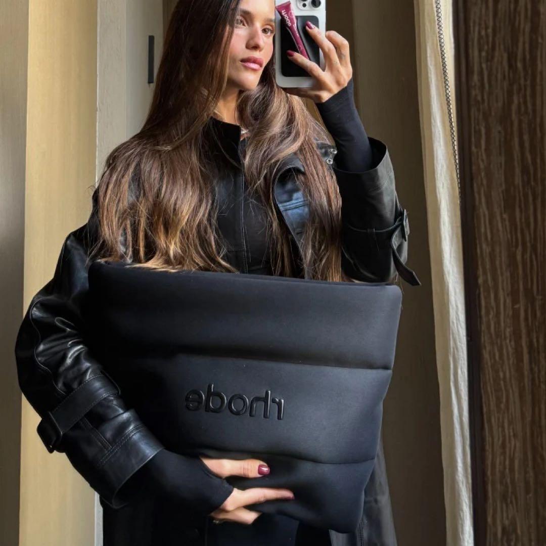 ラスト3点 公式購入 rhode snap-on lip case 黒