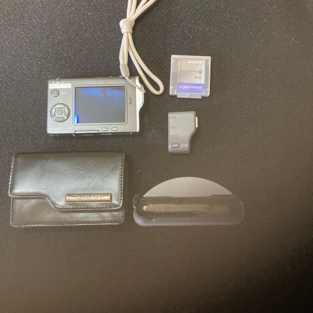 Sony Cyber-shot デジタルカメラ ケース付き