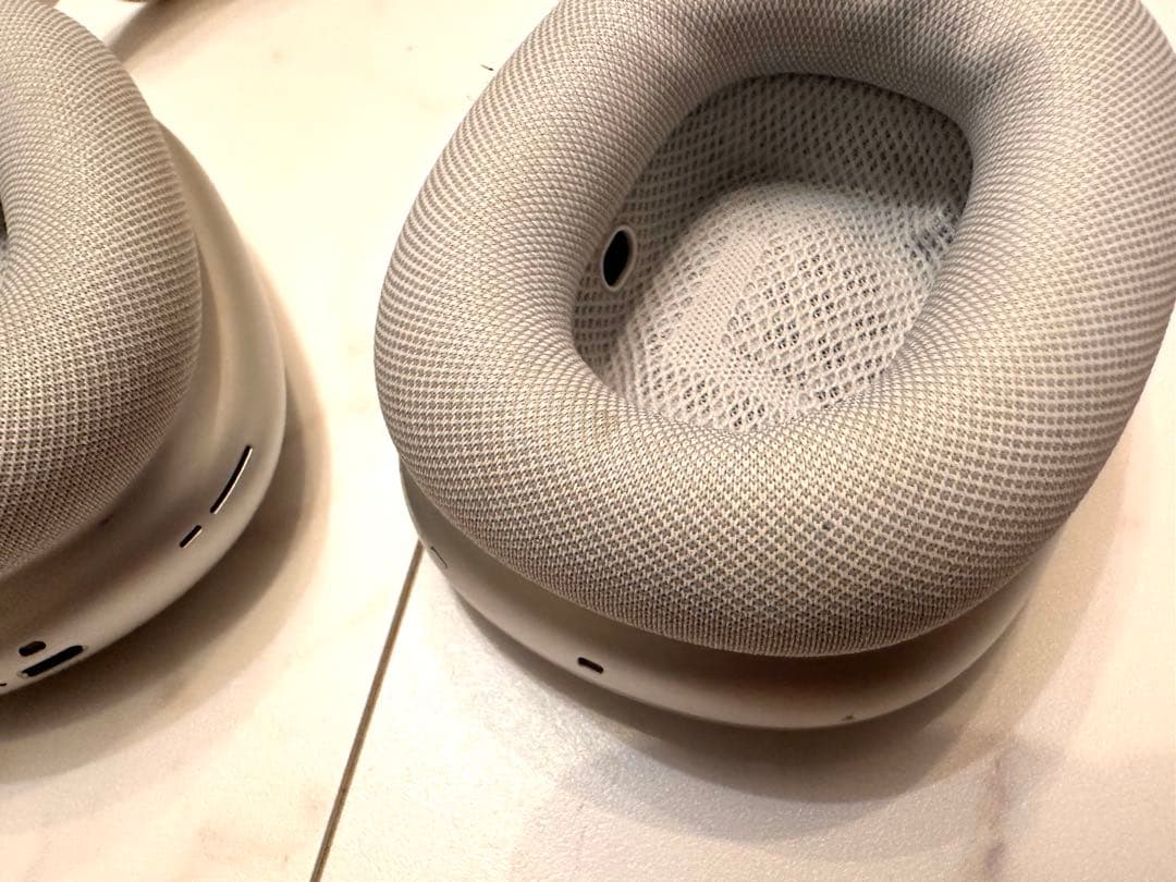 【中古品】AirPods MAX スターライト シルバー