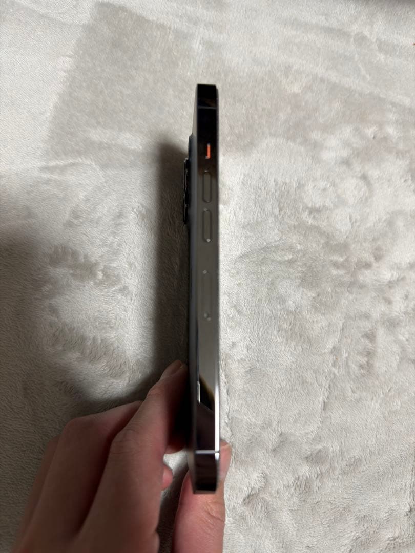 【美品】iPhone13pro 128GB グラファイト　simフリー