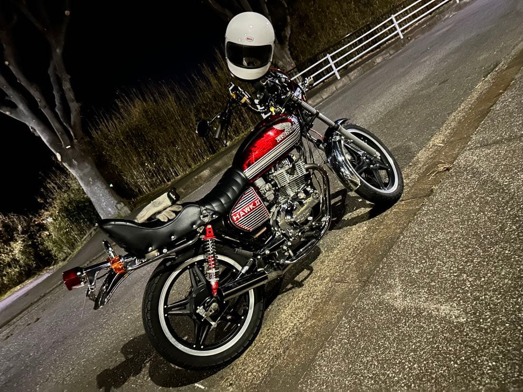 CB400T バブ Hawk Ⅱ チョビ三段シート 美品