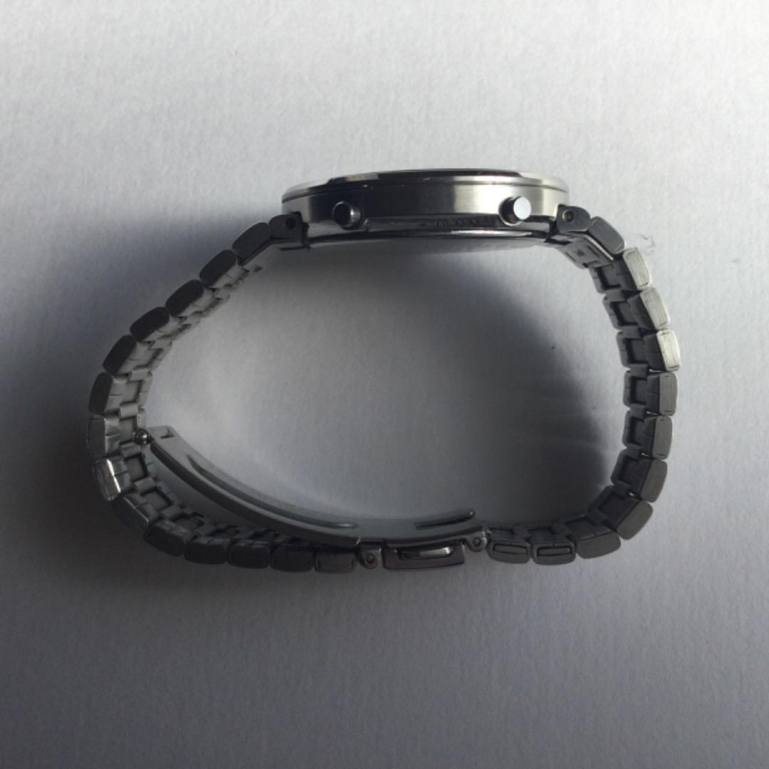 腕時計：セイコー SEIKO 100％TIME Watch