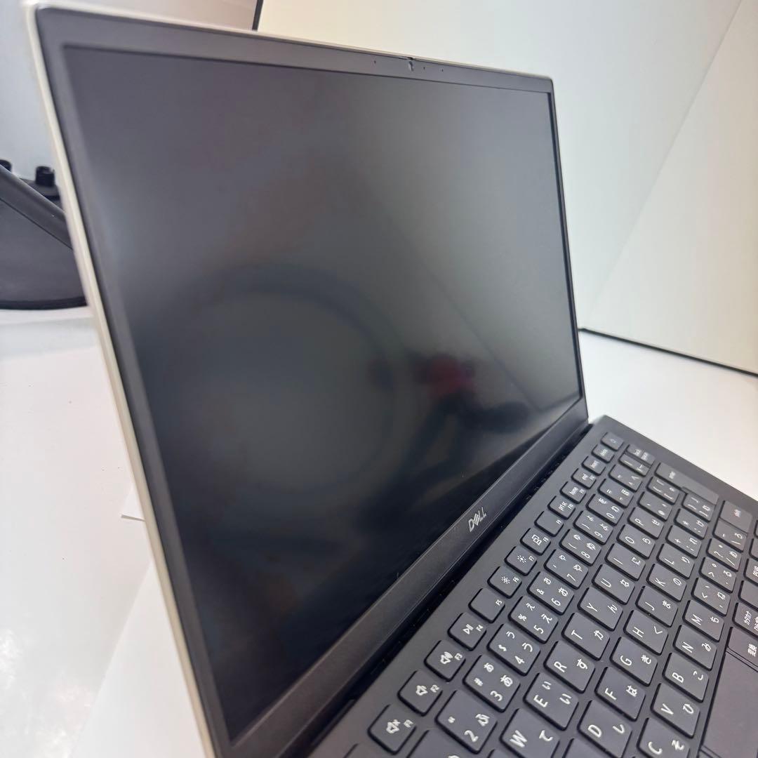 Dell Vostro 5301 Core i5 8GB 新品バッテリーに交換済