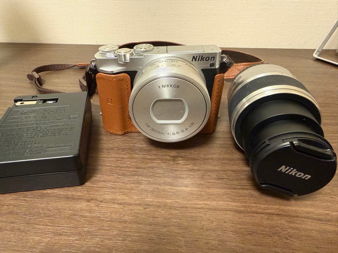 デジタルカメラ Nikon J1 5 / NIKKOR VR 30-110mm 3.8-5.6