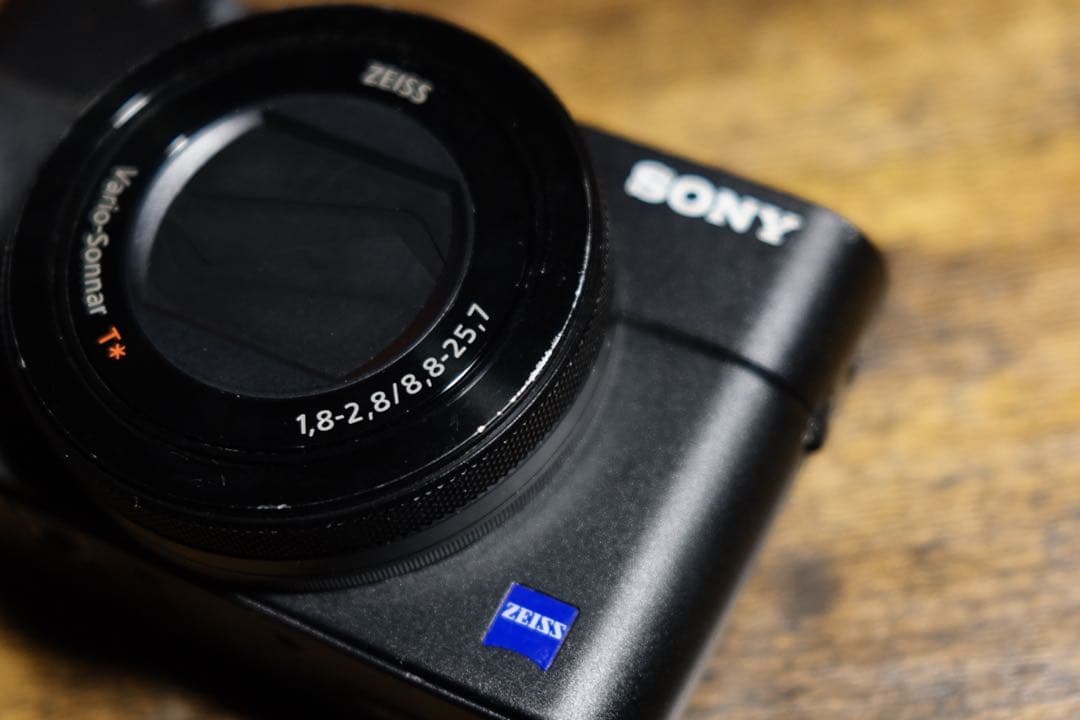 SONY RX100M5 コンデジ　コンパクトデジタルカメラ