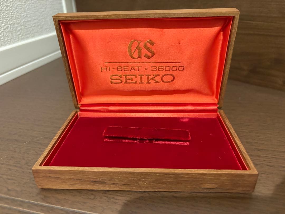 SEIKO GS HI-BEAT 36000 木製ケース　希少 グランドセイコー