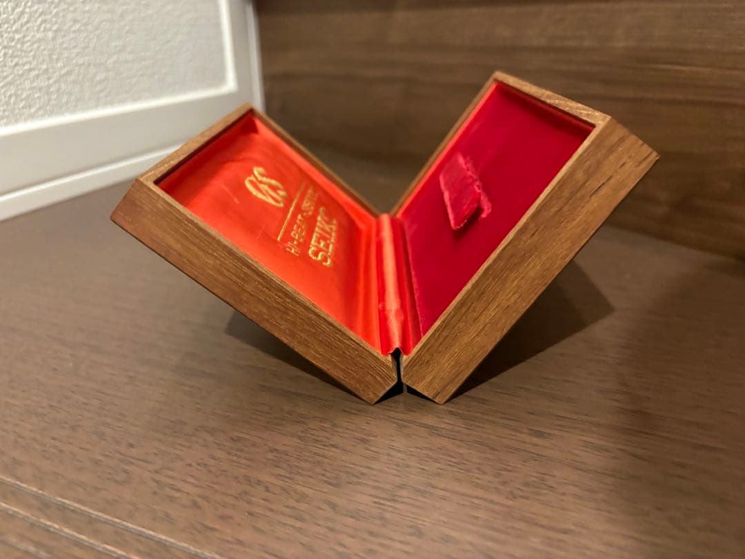 SEIKO GS HI-BEAT 36000 木製ケース　希少 グランドセイコー