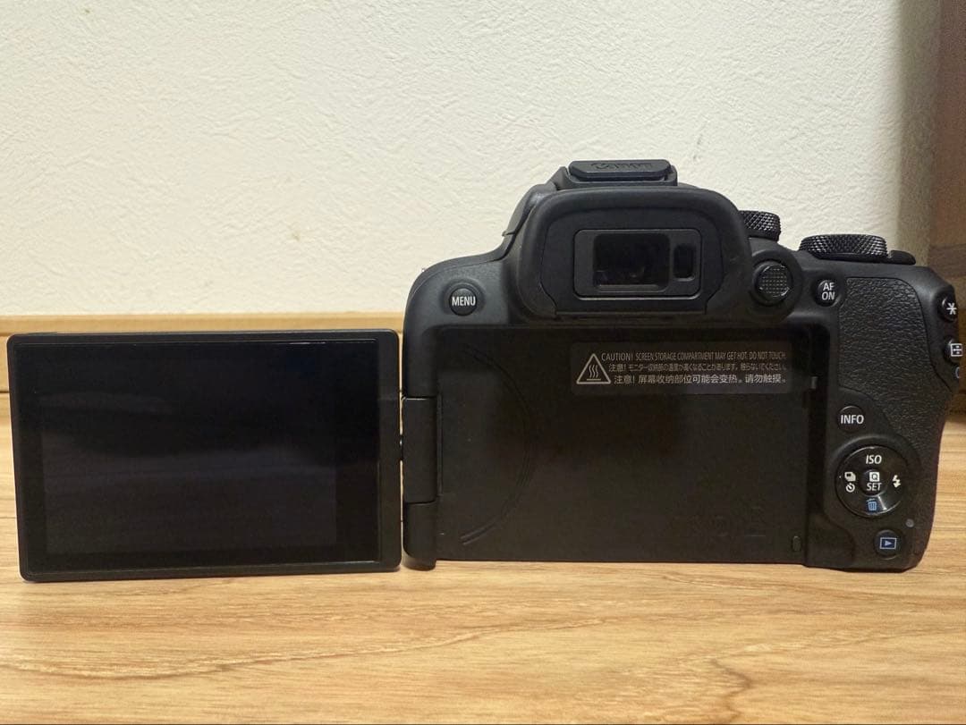 Canon EOS R10 ボディ 美品 シャッター少 動作◎ 即日発送