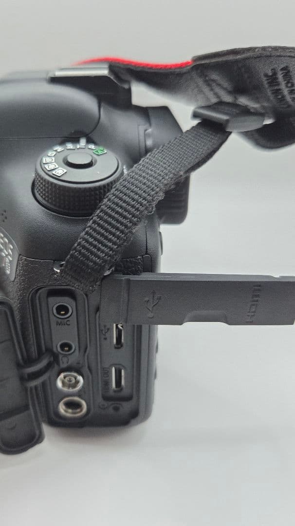 【美品】Canon EOS 7D Mark II ＋ バッテリーグリップ