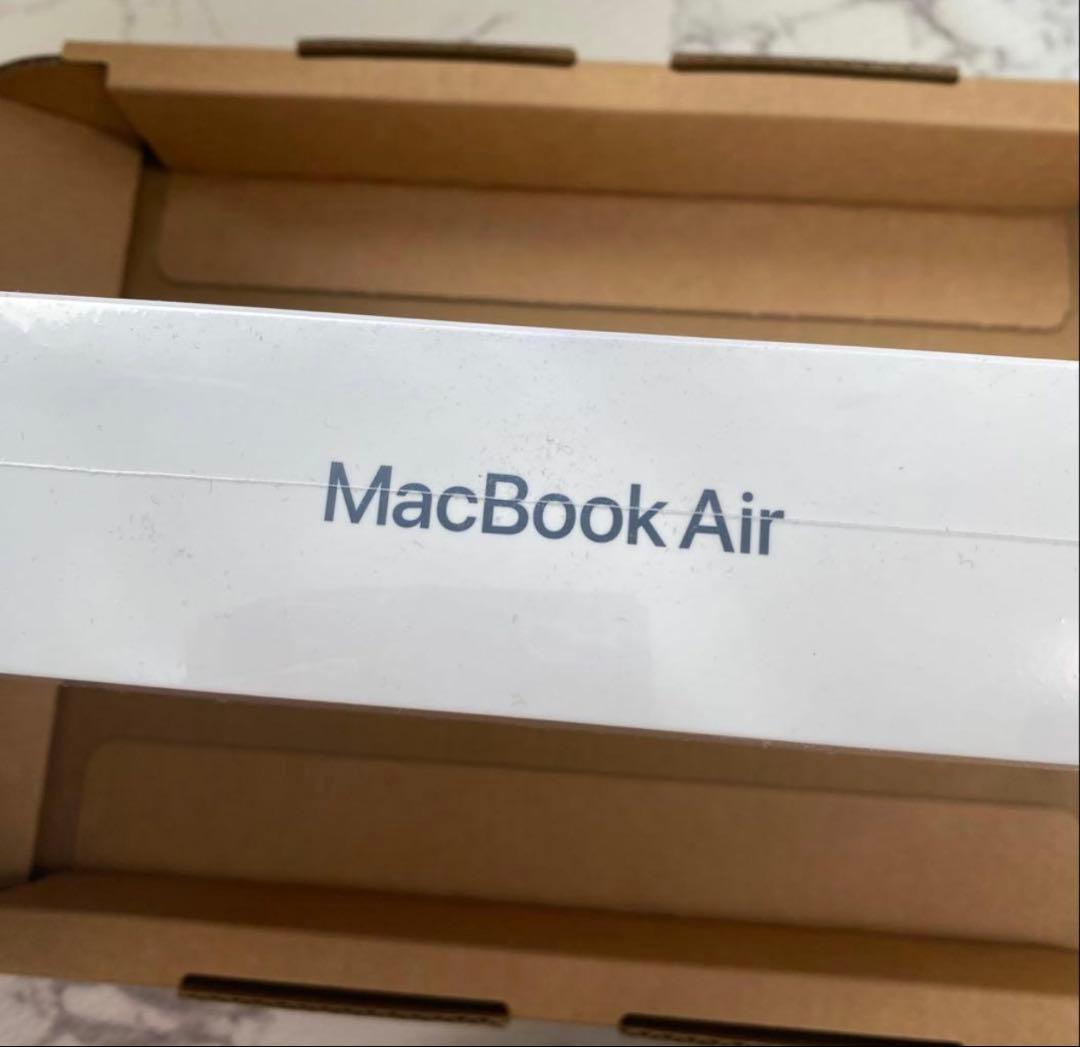 専用　未開封MacbookAir 13.6 M2 8GB 256GB