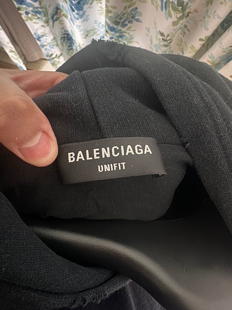 BALENCIAGA ブラック デストロイパーカー XS ダメージ加工