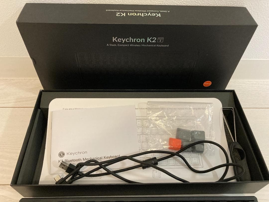 Keychron K2 茶軸 RGBアルミ（KSAキーキャップ・パームレスト付）