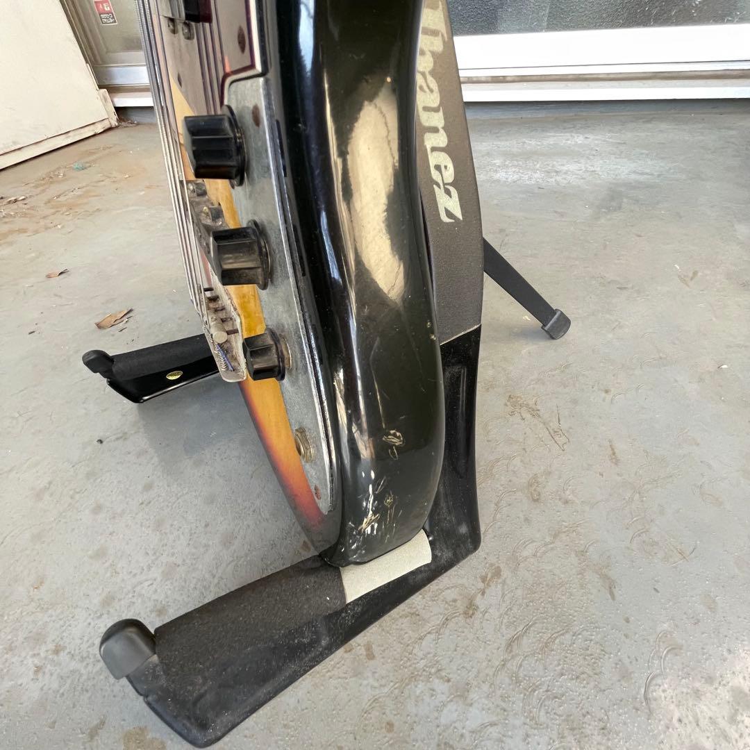 エレキベース サンバースト 4弦