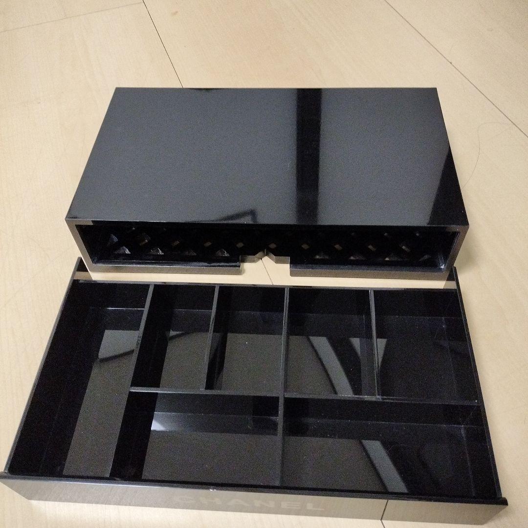 CHANELシャネル ノベルティ 引き出し式 小物入れ 　アクセサリーケース美品