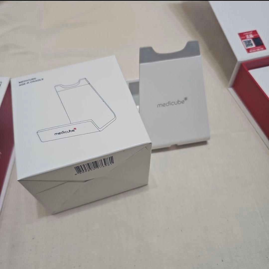 メディキューブ　ダーマエアショット &ダーマEMSショット 2点セット