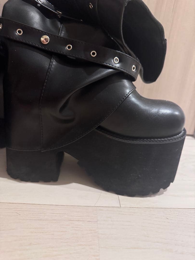 VOLCAN&AOHRODIRE 厚底ロングブーツ