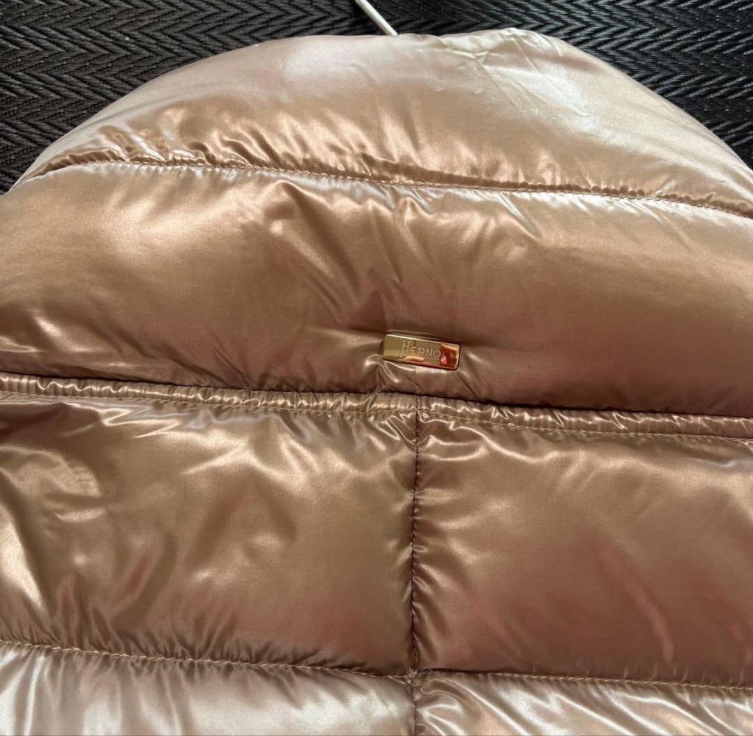 Herno ヘルノ 超軽量ダウン 44 大きいサイズ