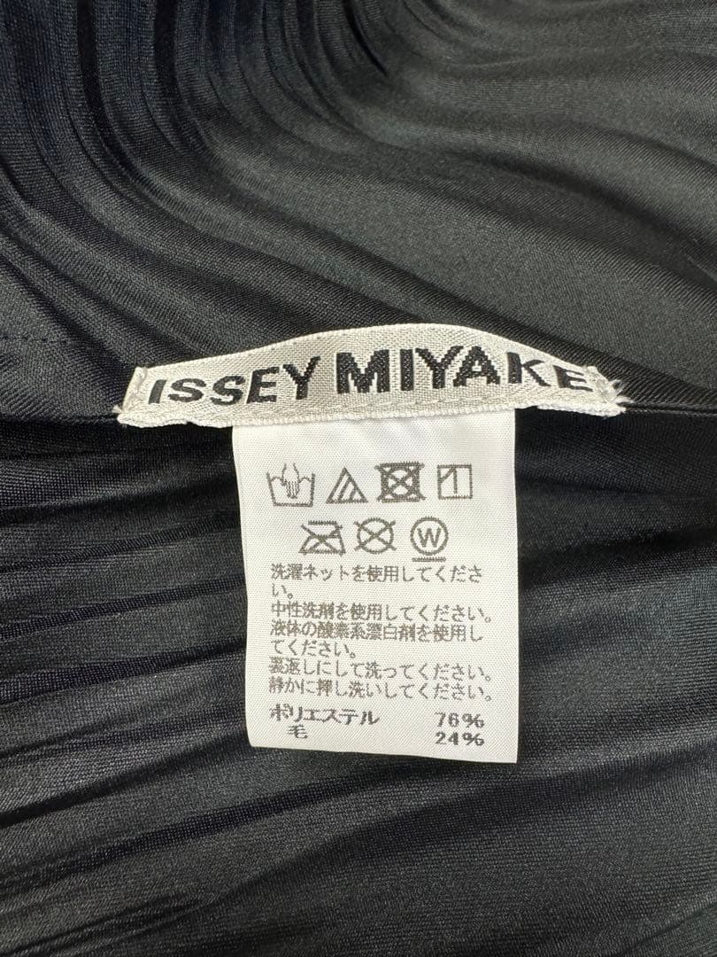 ISSEY MIYAKE ジャケット 黒