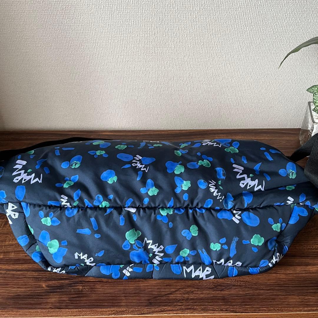 【美品！！】MARNIマルニ ボディバッグ ナイロン ブルー フラワー 花柄