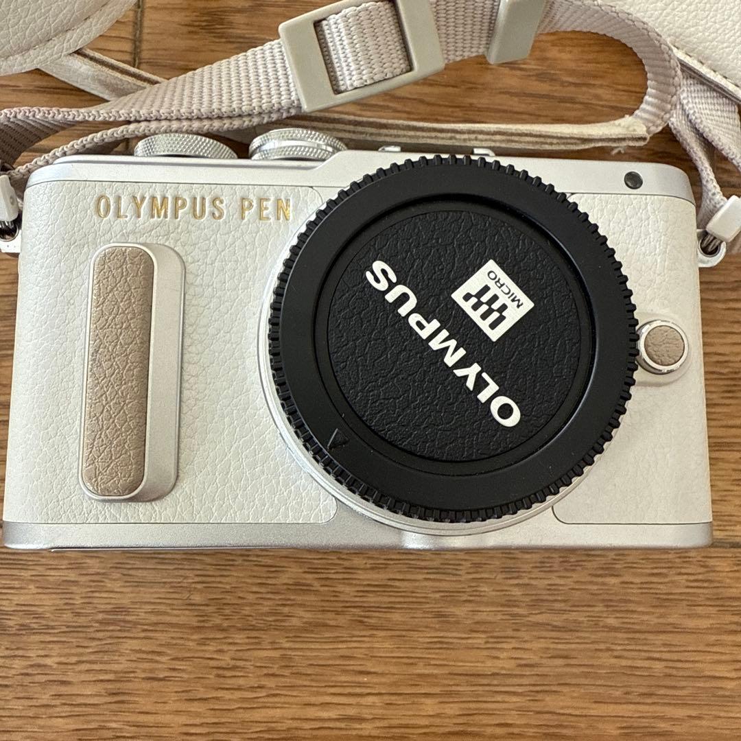 OLYMPUS PEN E-pl8 ホワイト 40-150mmレンズ(ジャンク)