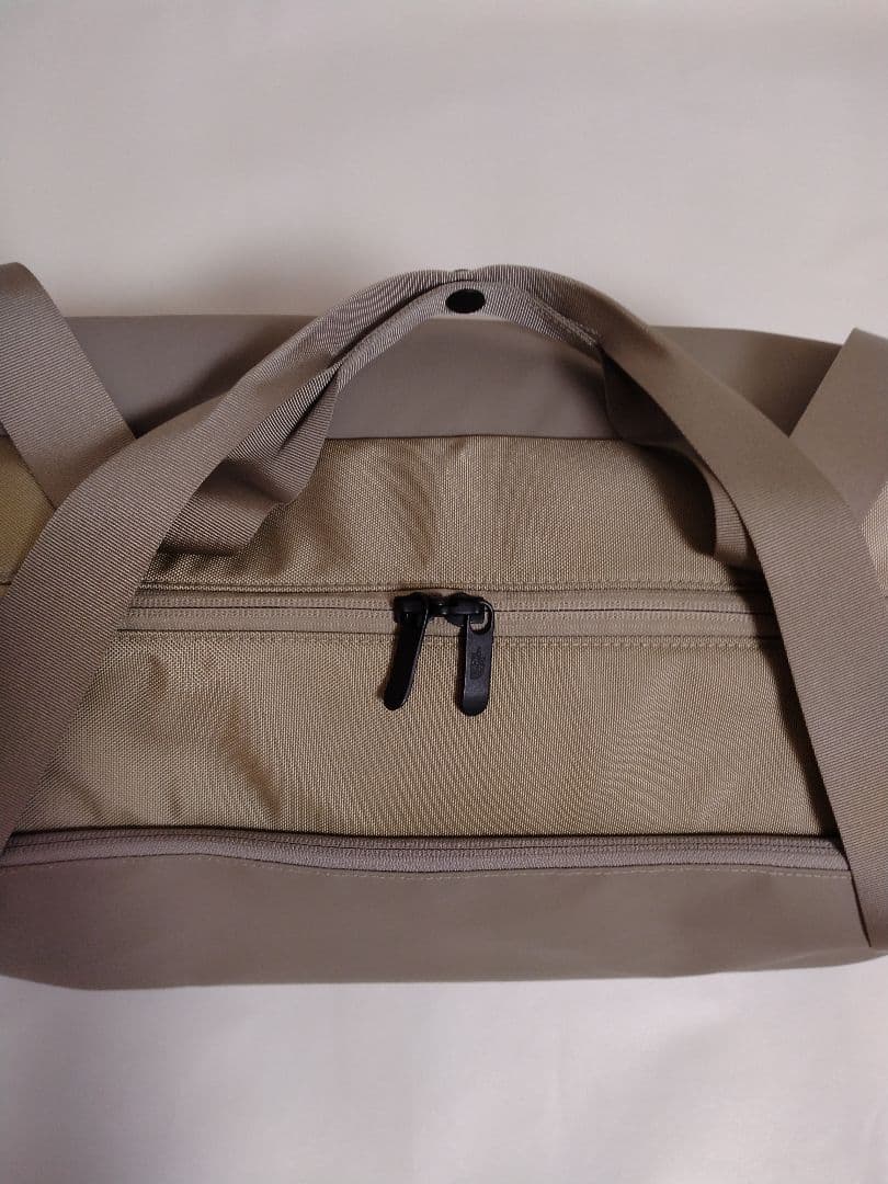 THE NORTH FACE ベージュ ダッフルバッグ
