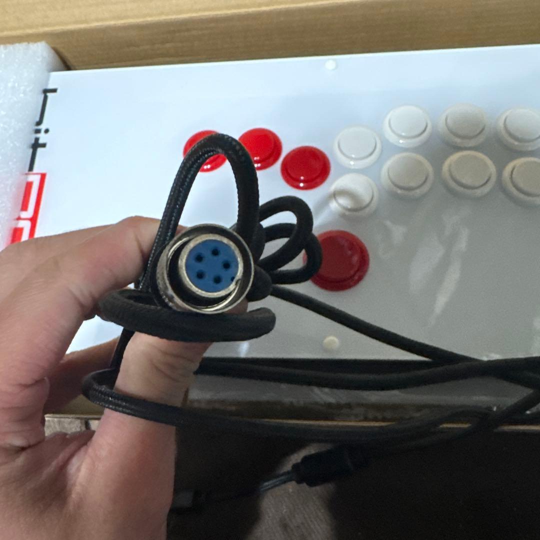 PC用ゲームコントローラー・コンバーター hitBOX Hit Box Arcade Controller