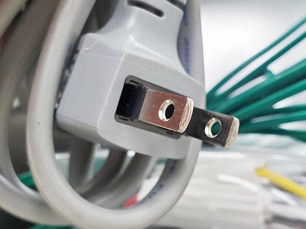 Z680/試運転のみ/タテ型冷蔵庫/大和冷機/ダイワ/100V/2025年