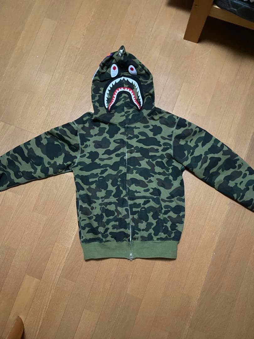 BAPE 迷彩サメフードパーカー Lサイズ